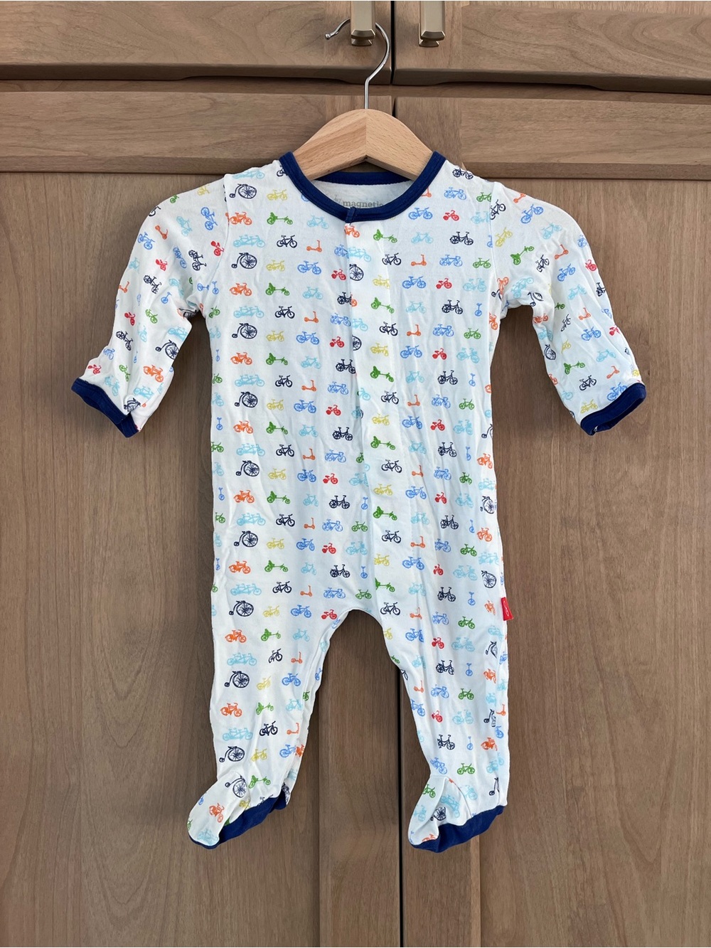 Magnetic Me Sleeper